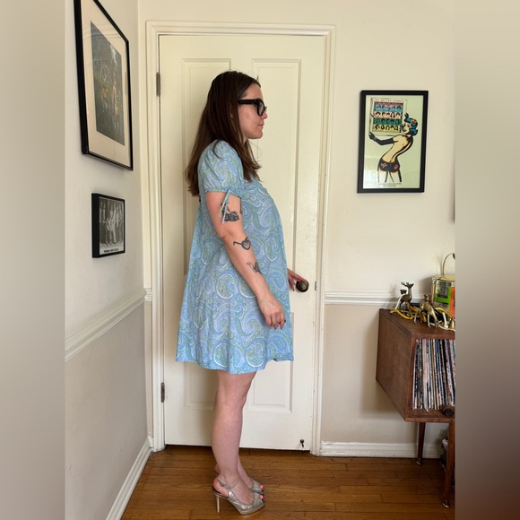 60s Vintage Renaissance Revival Blue Paisley BabyDoll Mini Dress - Picture 3 of 9